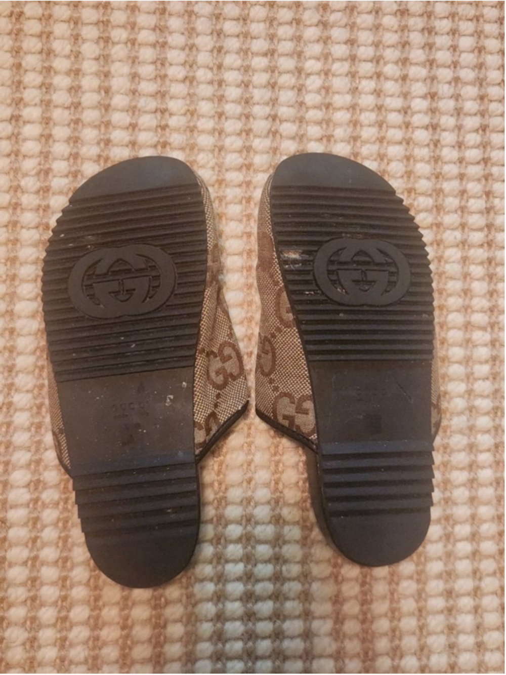 Women's Gucci GG Monogram Fabric Beige Brown Clog Mule Slides, Size 38 - Picture 3 of 4
